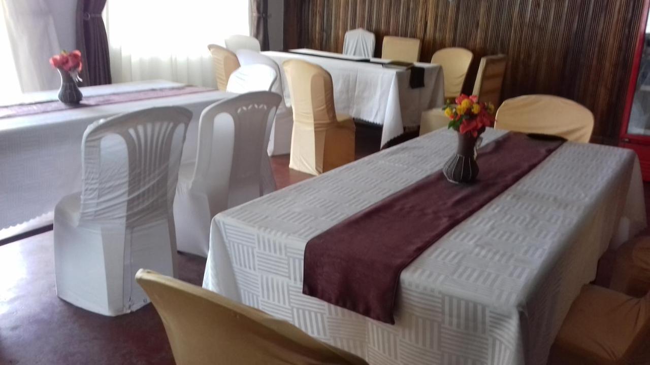 Riverside Resort Hotel Kabale Exteriör bild
