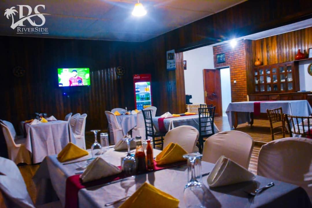 Riverside Resort Hotel Kabale Exteriör bild