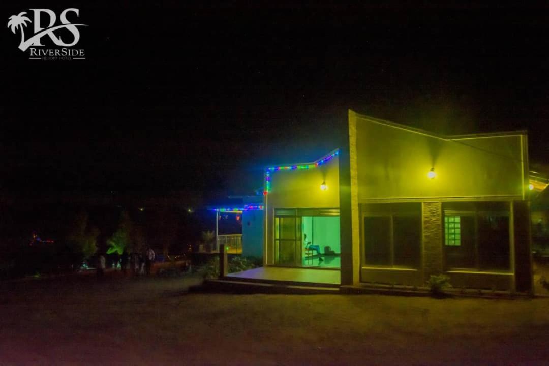 Riverside Resort Hotel Kabale Exteriör bild